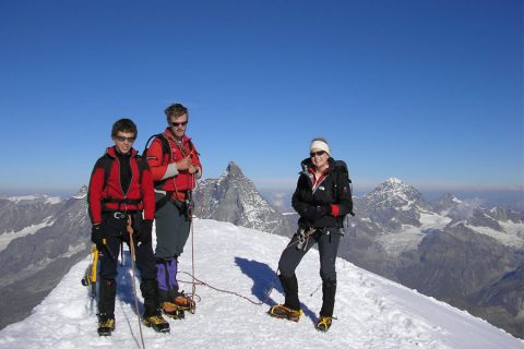 Mountaineering in the European Alps: Technical level 2