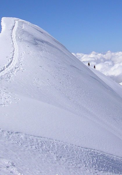 Mountaineering in the European Alps: Technical level 3