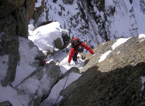 Mountaineering in the European Alps: Technical level 6